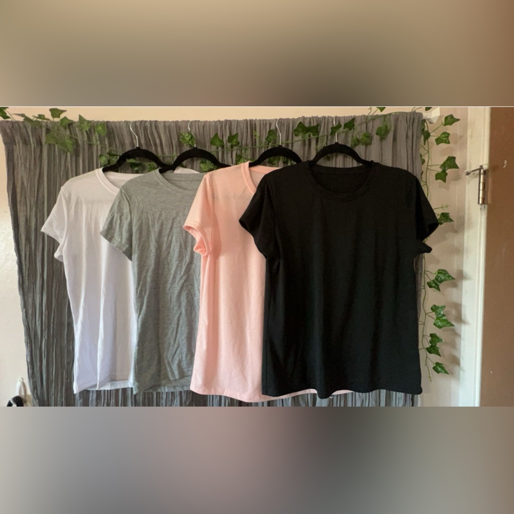 Bundle of basic tee shirts